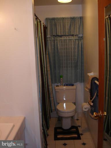 5512 Whitwood Road Baltimore, MD 21206 - Photo 12 of 17 Bath #1