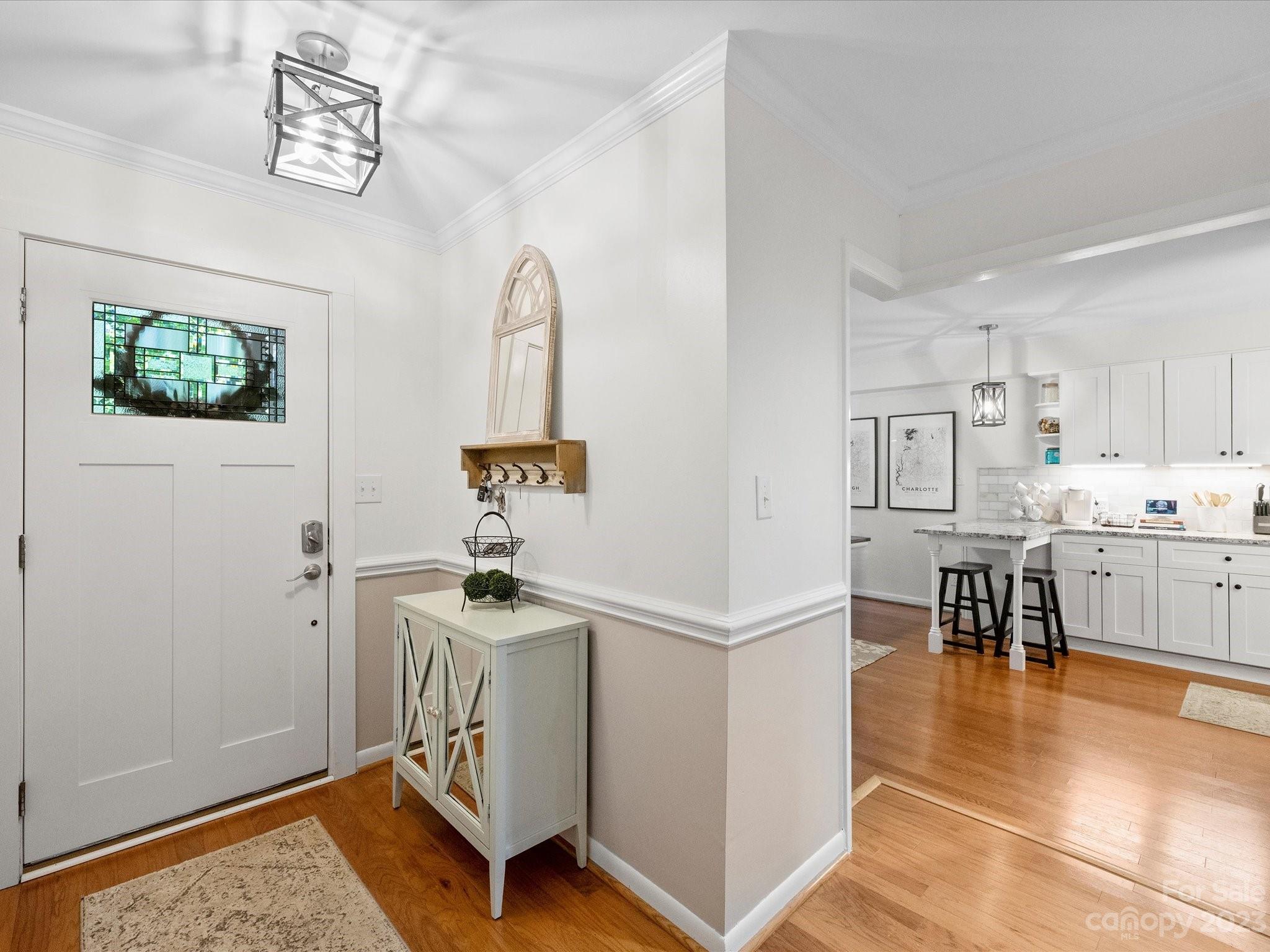 5801 Sharon Road, Unit H Charlotte, NC 28210 - Photo 3 of 44 Gallery Image 3