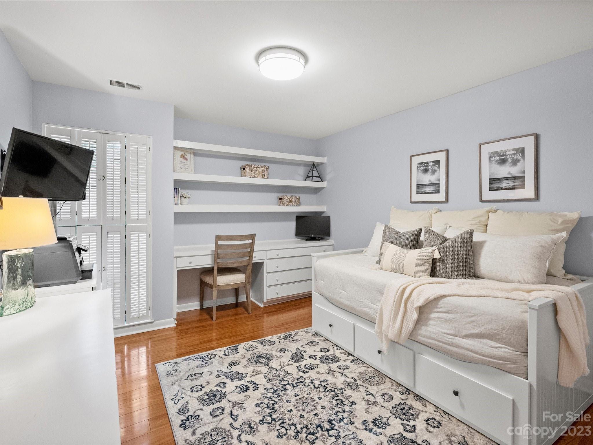 5801 Sharon Road, Unit H Charlotte, NC 28210 - Photo 35 of 44 Gallery Image 35
