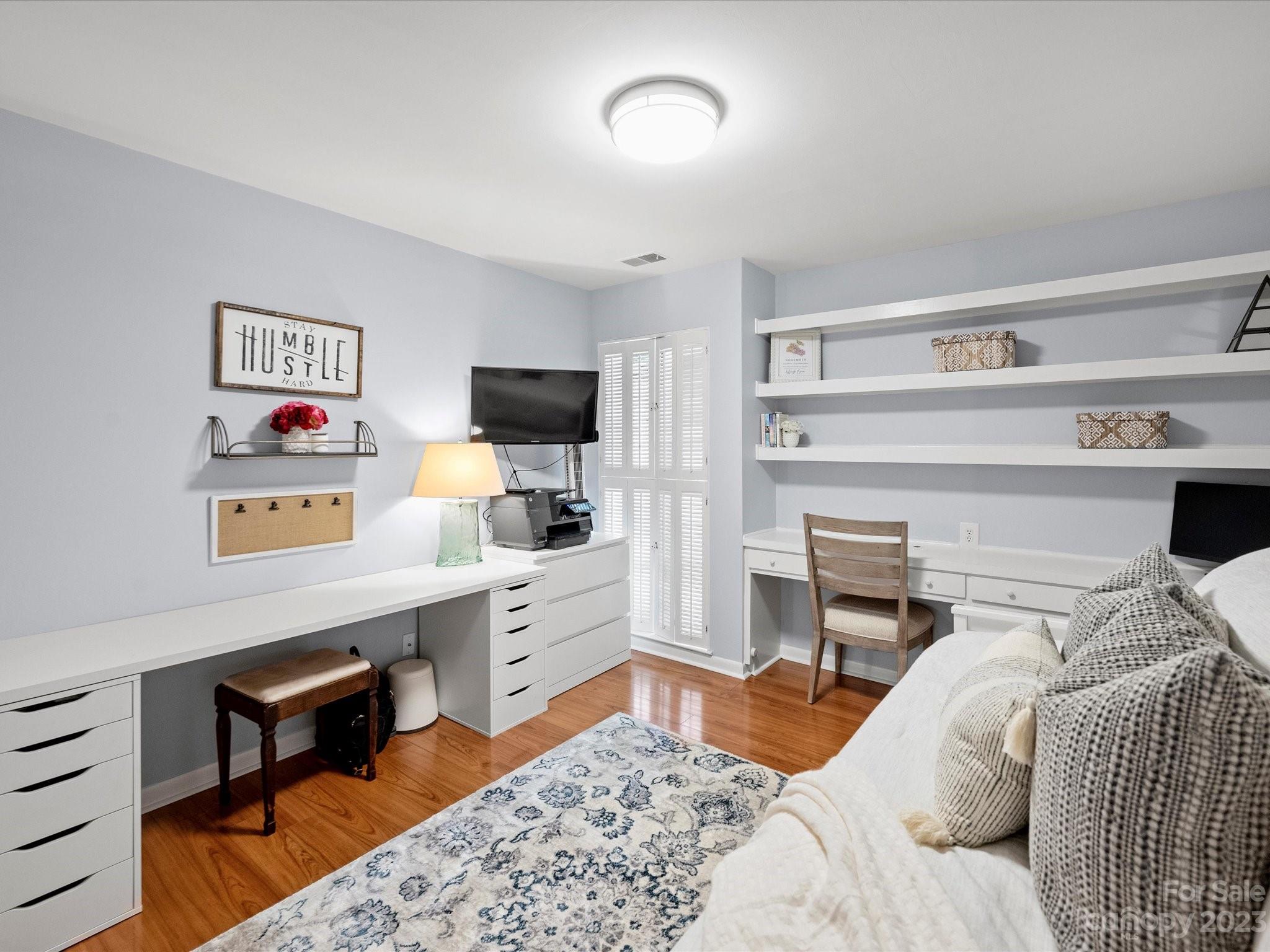 5801 Sharon Road, Unit H Charlotte, NC 28210 - Photo 36 of 44 Gallery Image 36