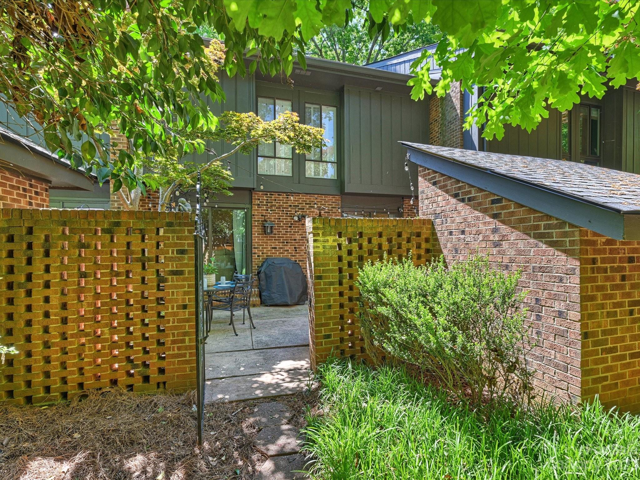 5801 Sharon Road, Unit H Charlotte, NC 28210 - Photo 43 of 44 Gallery Image 43