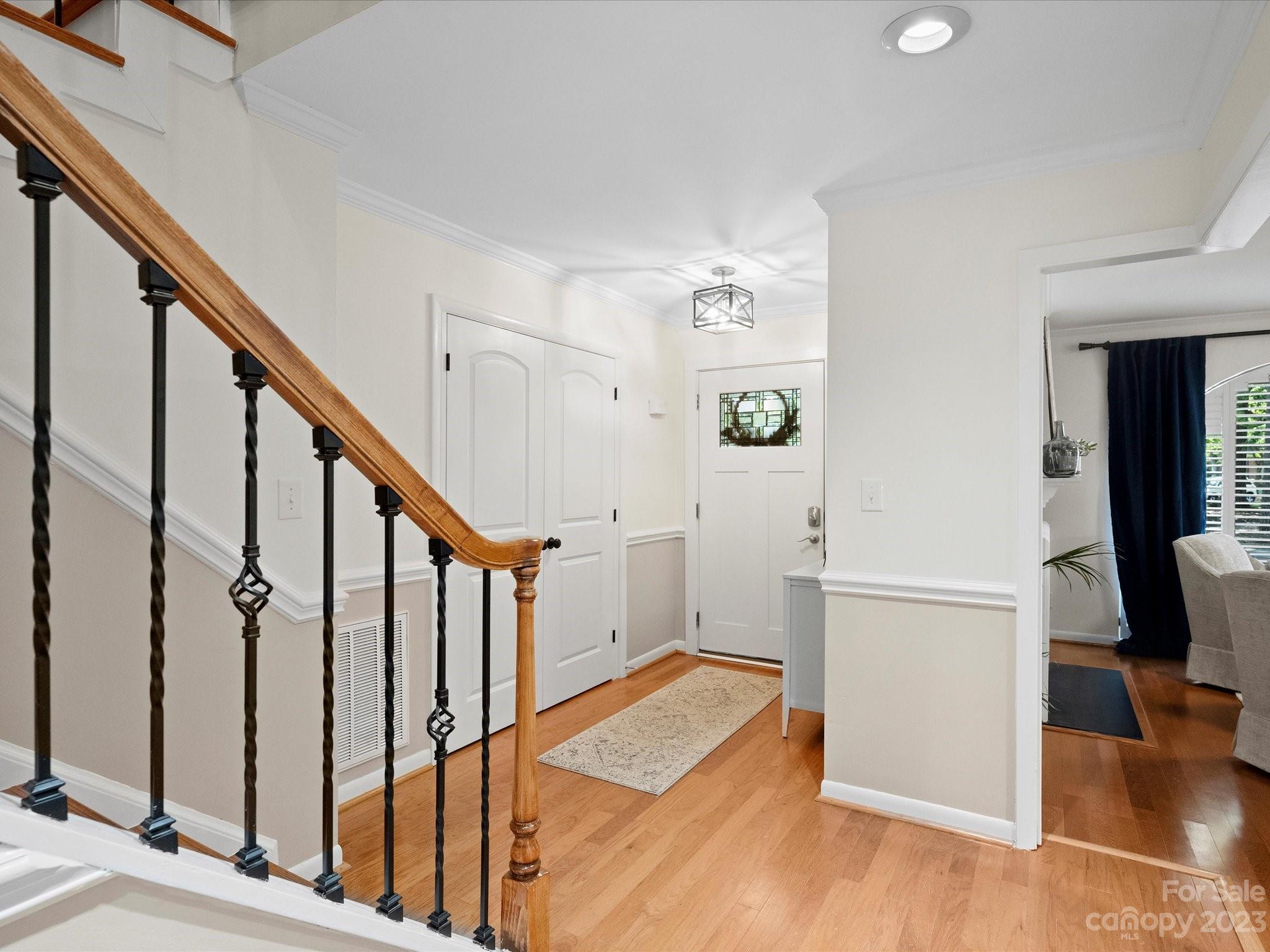5801 Sharon Road, Unit H Charlotte, NC 28210 - Photo 5 of 44 Gallery Image 5