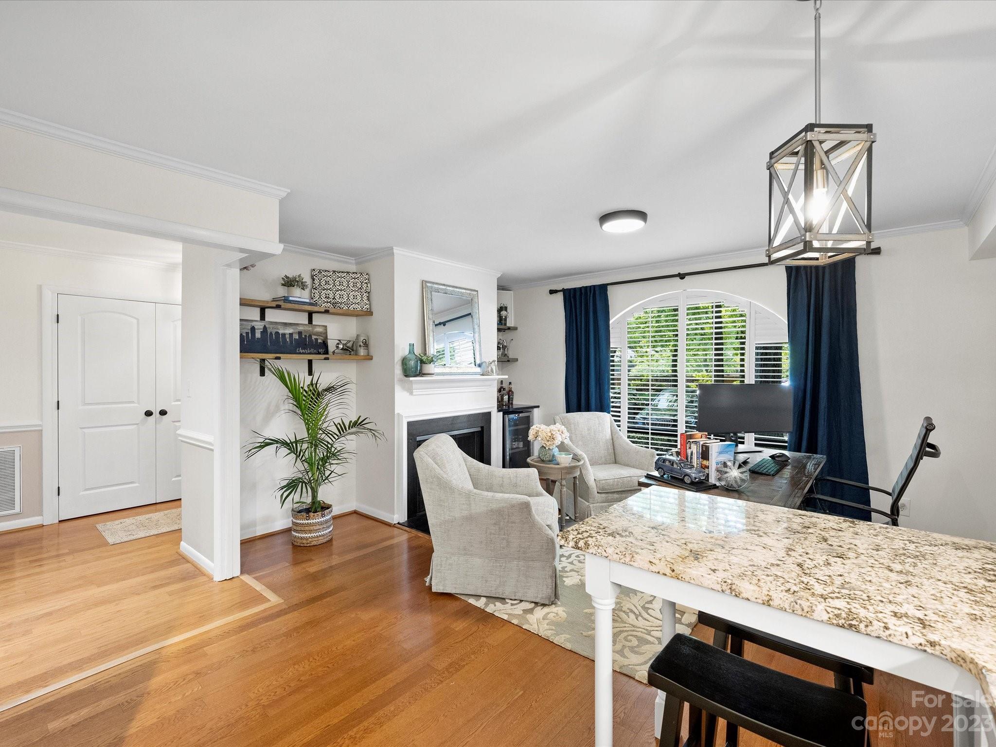 5801 Sharon Road, Unit H Charlotte, NC 28210 - Photo 6 of 44 Gallery Image 6