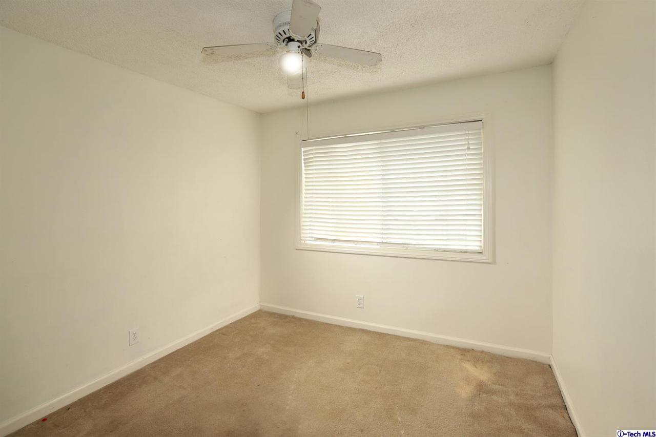 2833 Fitzgerald Road Simi Valley, CA 93065 - Photo 14 of 28
