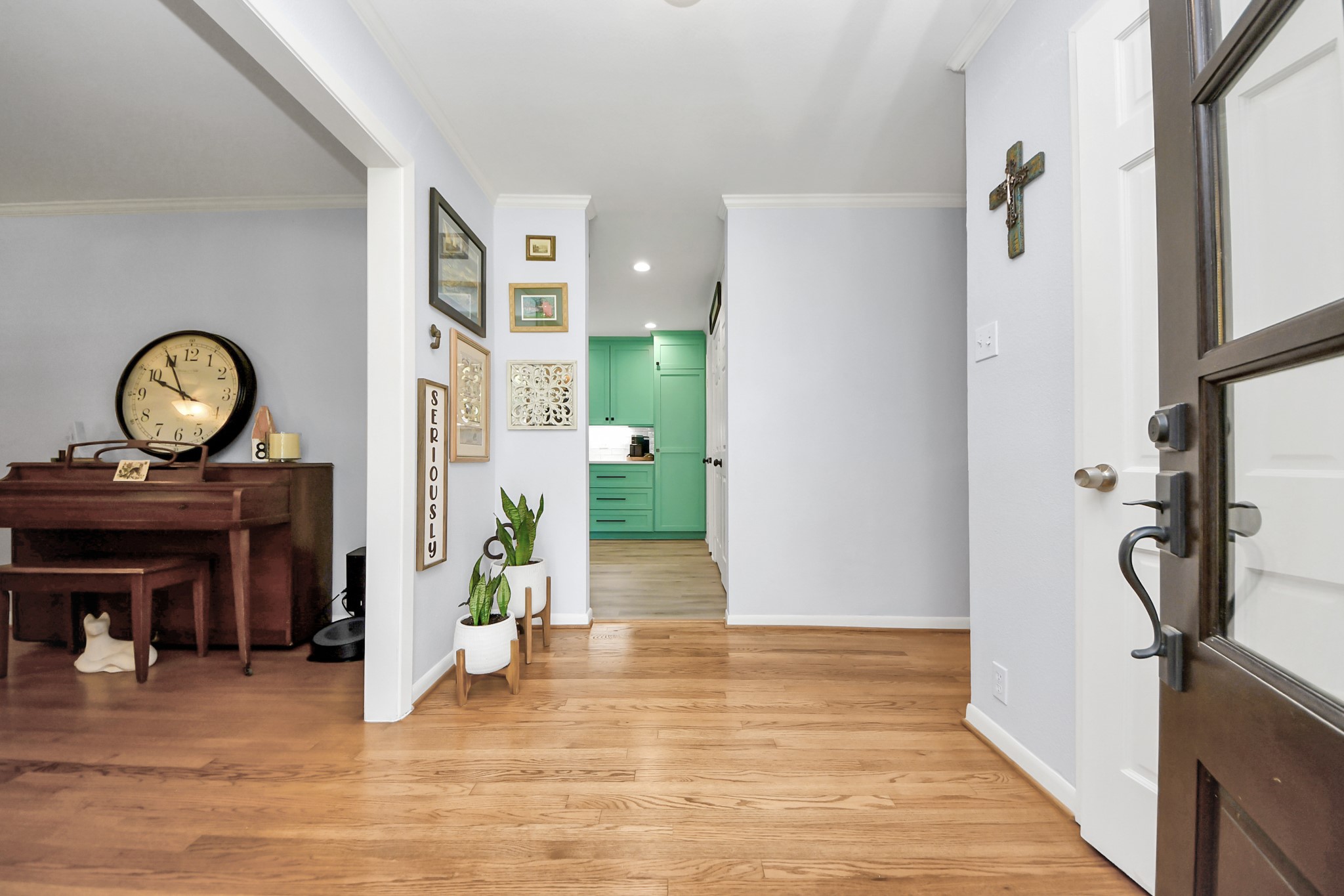 205 Cedar Lane El Lago, TX 77586 - Photo 3 of 44 a view of living room with furniture and a fireplace