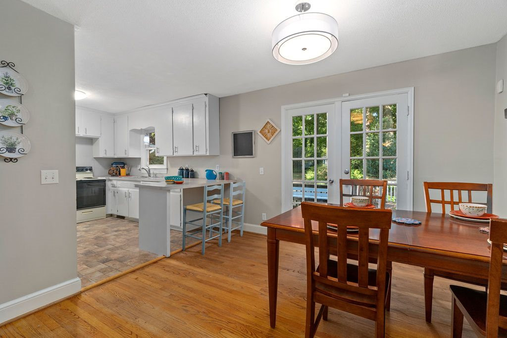 1314 Hampton Valley Road Cary, NC 27511 - Photo 7 of 24 Photo 7