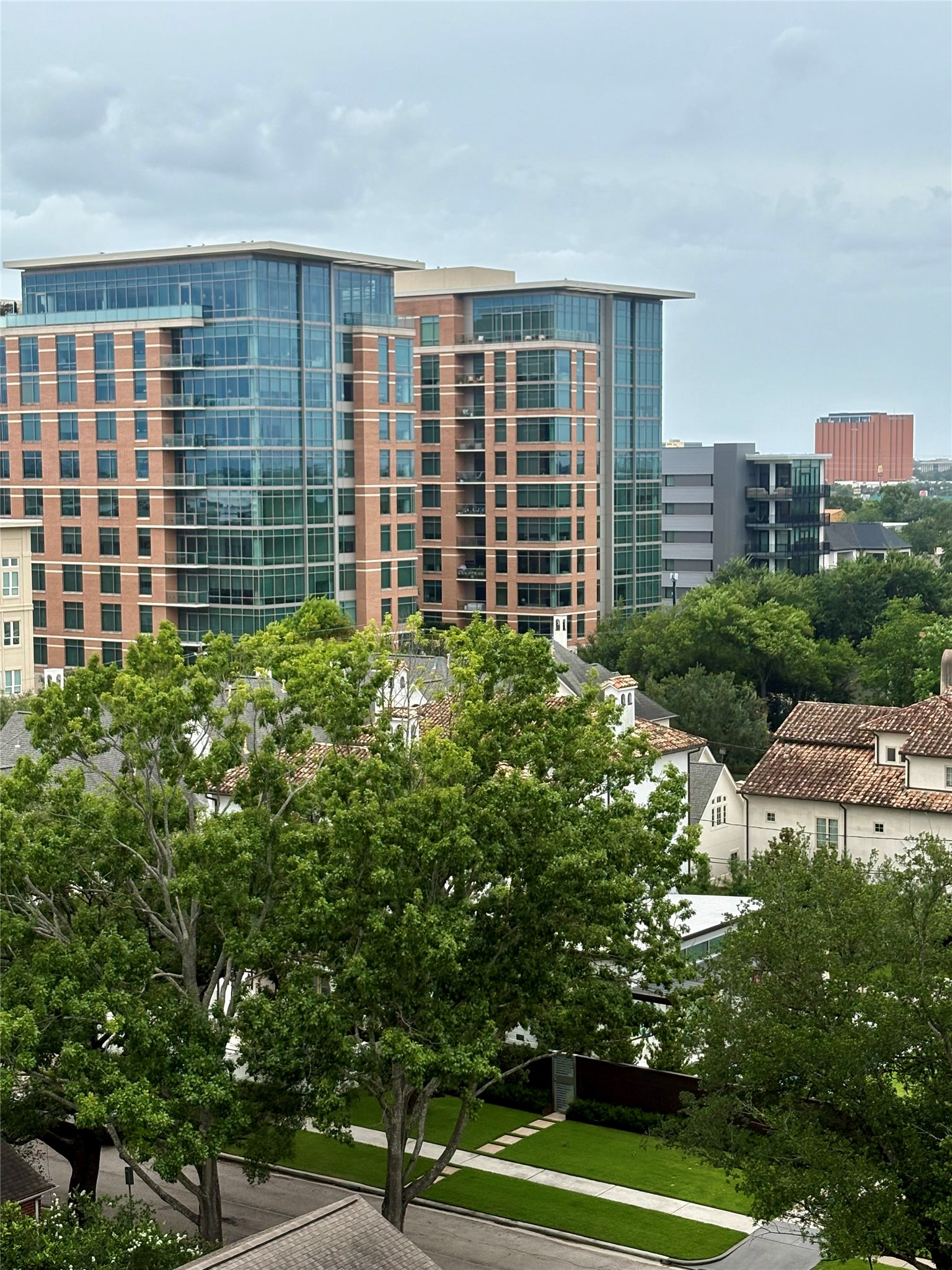 2360 Rice Boulevard, Unit PH1301 Houston, TX 77005 - Photo 4 of 10