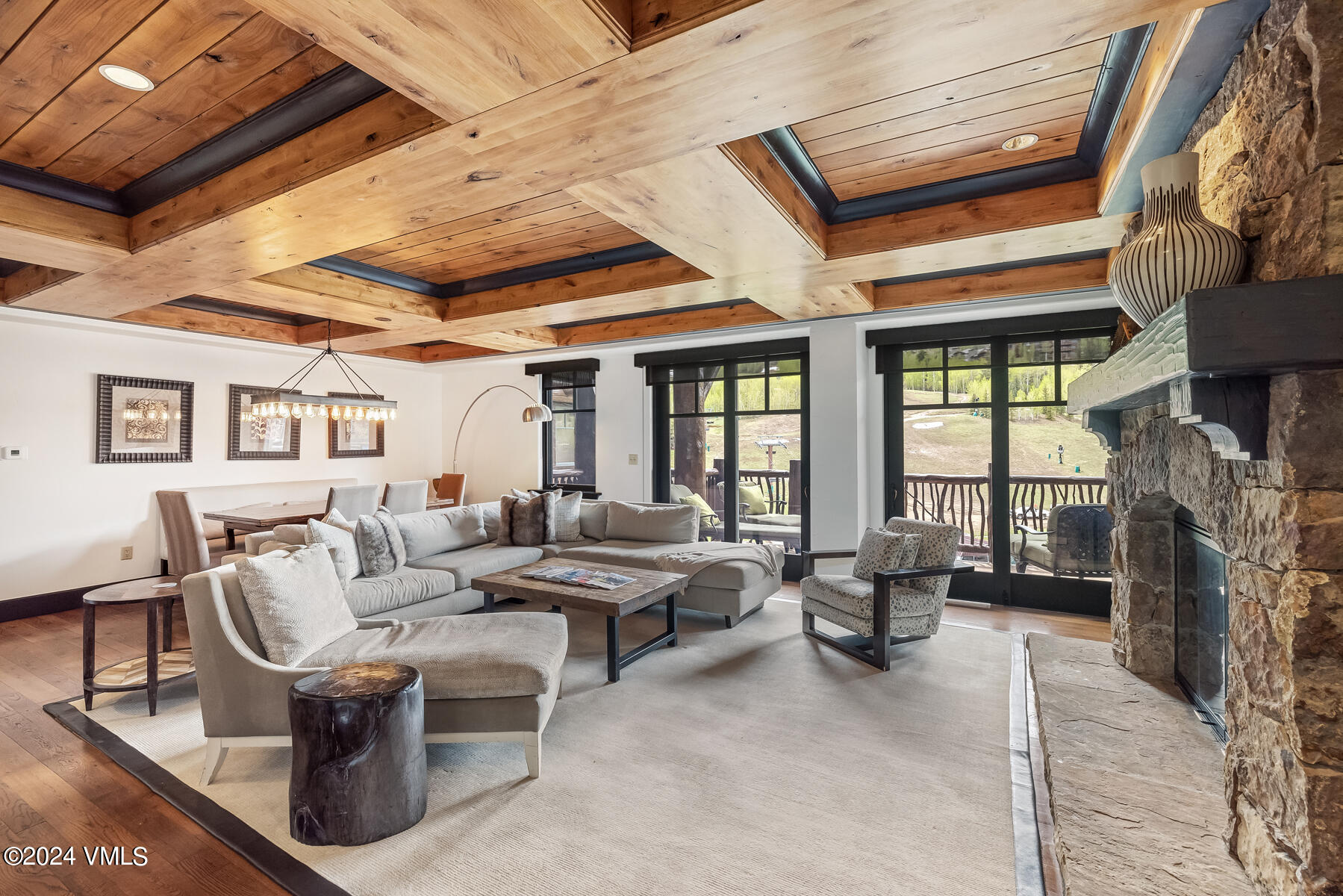 130 Daybreak Ridge Road, Unit R907 Avon, CO 81620 - Photo 3 of 49 138A1202_1