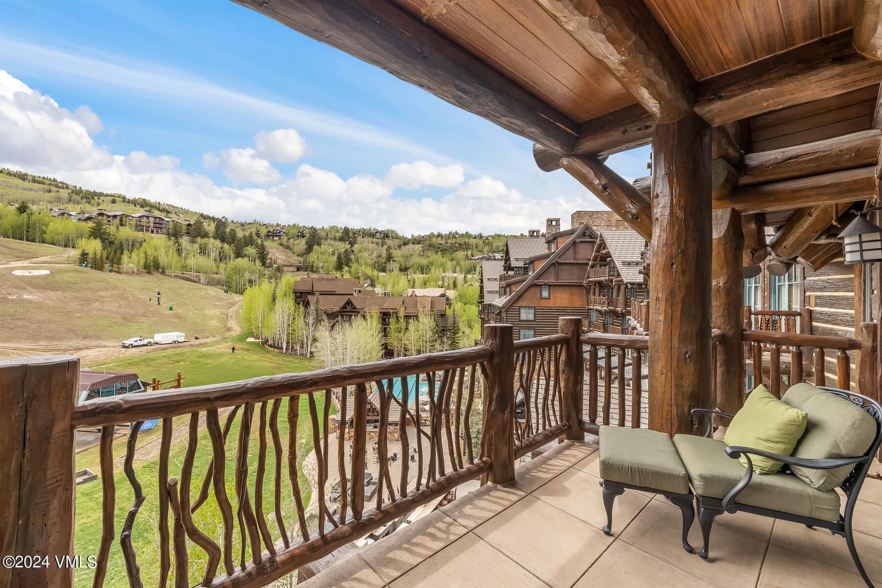 130 Daybreak Ridge Road, Unit R907 Avon, CO 81620 - Photo 6 of 49 138A1243_1