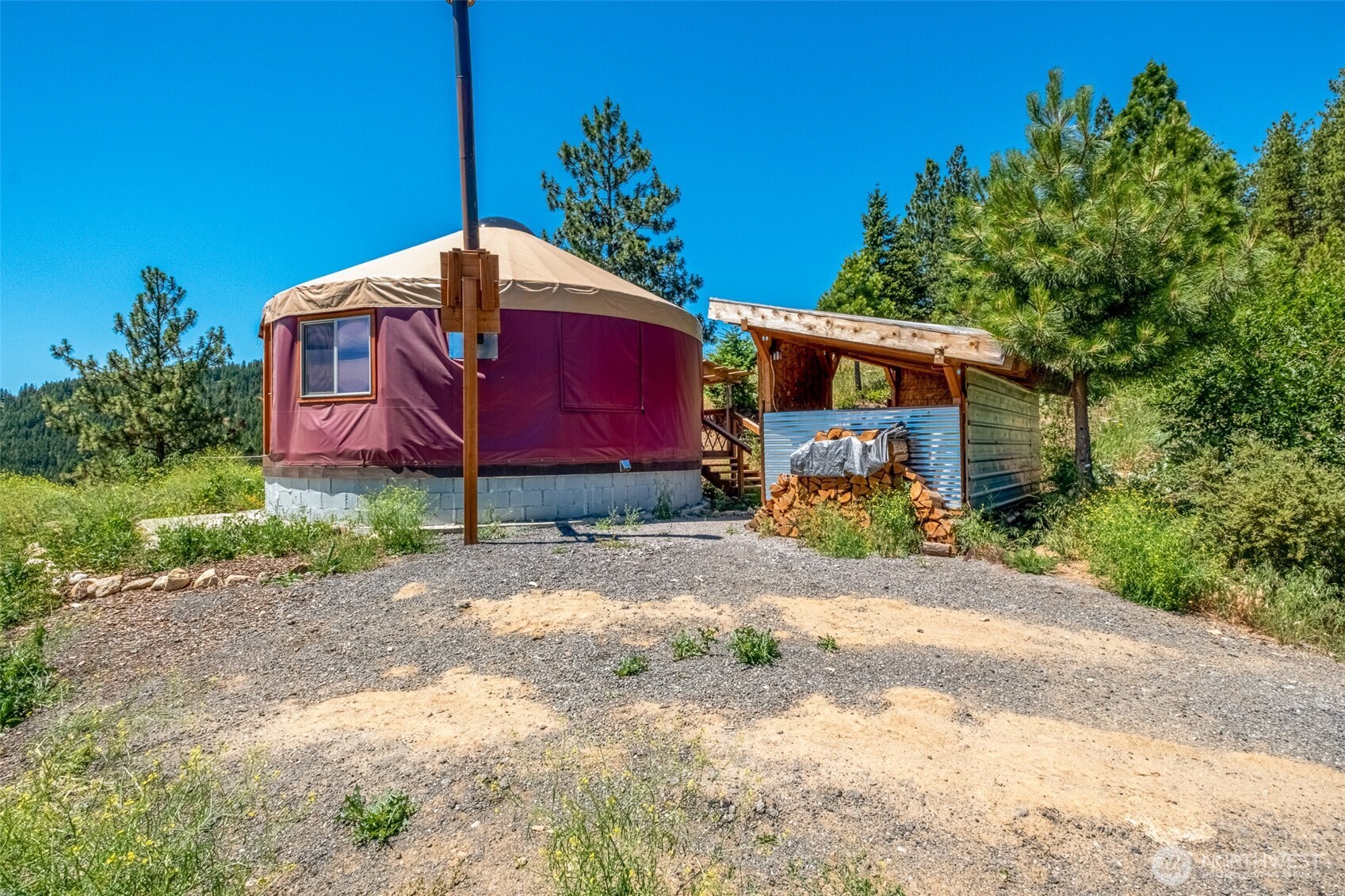 9750 Nahahum Canyon Road Cashmere, WA 98815 - Photo 1 of 22