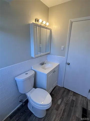 $375,000 | 7409 Olian Drive, Hazelwood, MO 63042