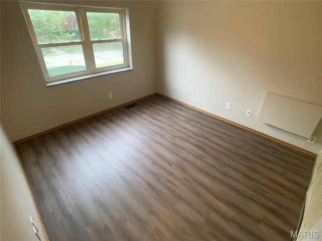 $375,000 | 7409 Olian Drive, Hazelwood, MO 63042