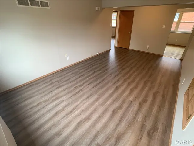 $375,000 | 7409 Olian Drive, Hazelwood, MO 63042