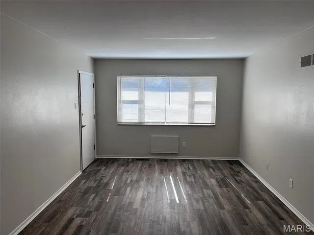 $375,000 | 7409 Olian Drive, Hazelwood, MO 63042