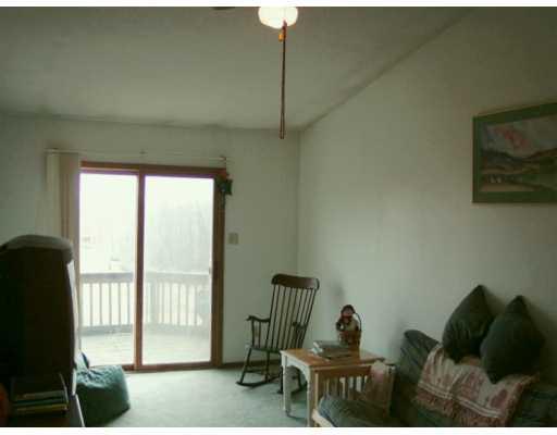 853 Beagle Club Road McDonald, PA 15057 - Photo 5 of 8 Den/Family/Great Room.