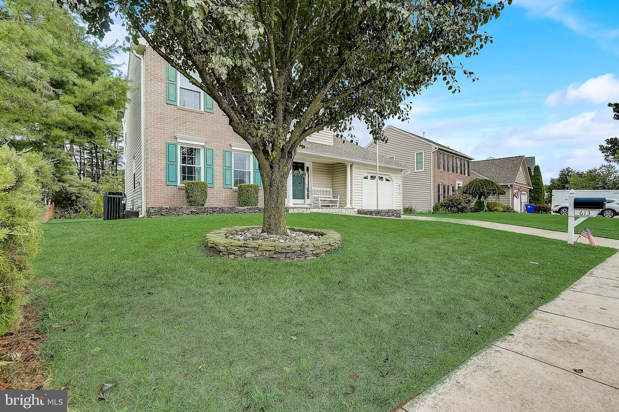 613 Hunting Ridge Drive Frederick, MD 21703 - Photo 4 of 57 Gallery Image 4