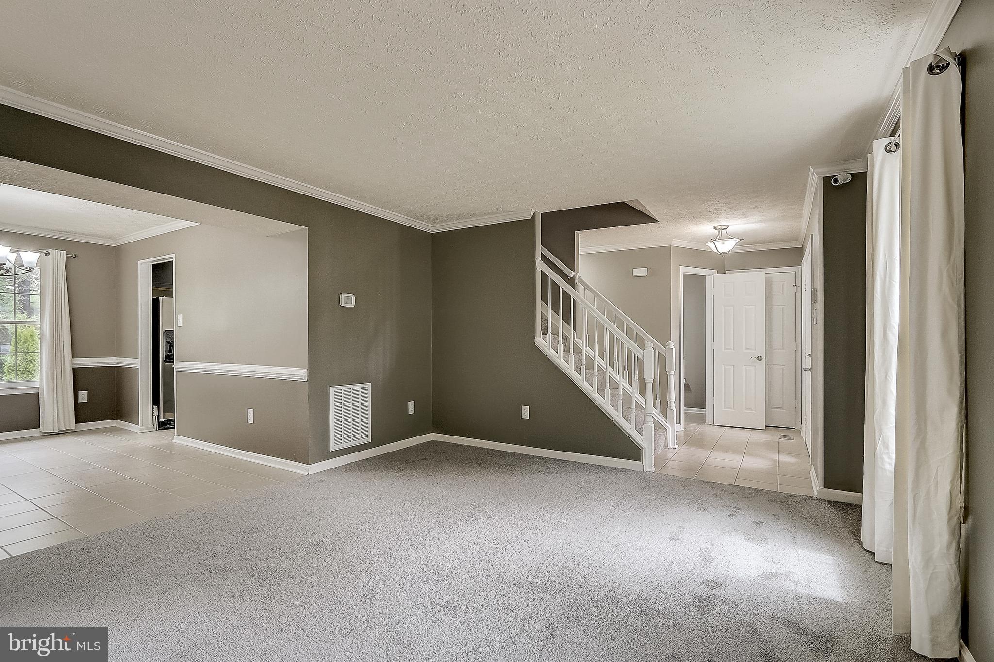 613 Hunting Ridge Drive Frederick, MD 21703 - Photo 5 of 57 Gallery Image 5