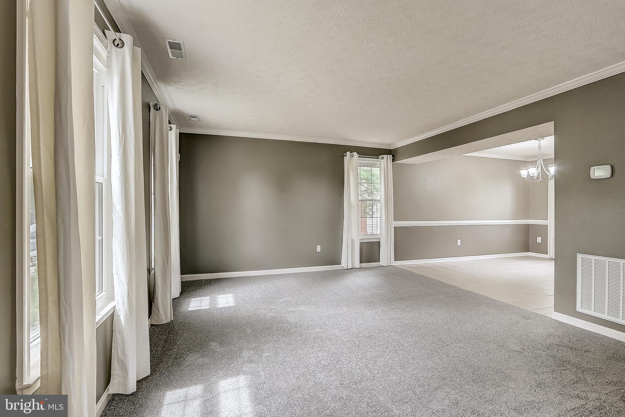 613 Hunting Ridge Drive Frederick, MD 21703 - Photo 7 of 57 Gallery Image 7