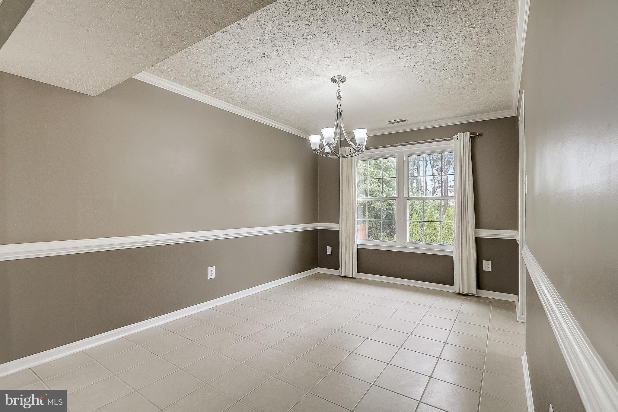 613 Hunting Ridge Drive Frederick, MD 21703 - Photo 10 of 57 Gallery Image 10
