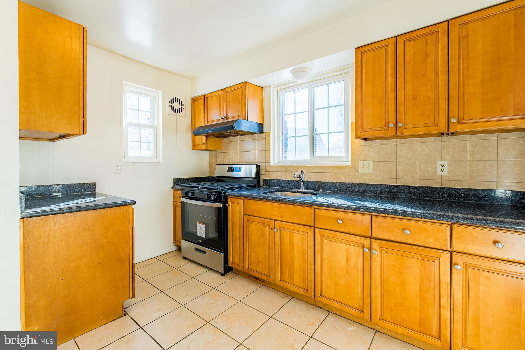 9711 Braddock Road Silver Spring, MD 20903 - Photo 14 of 49 Gallery Image 14