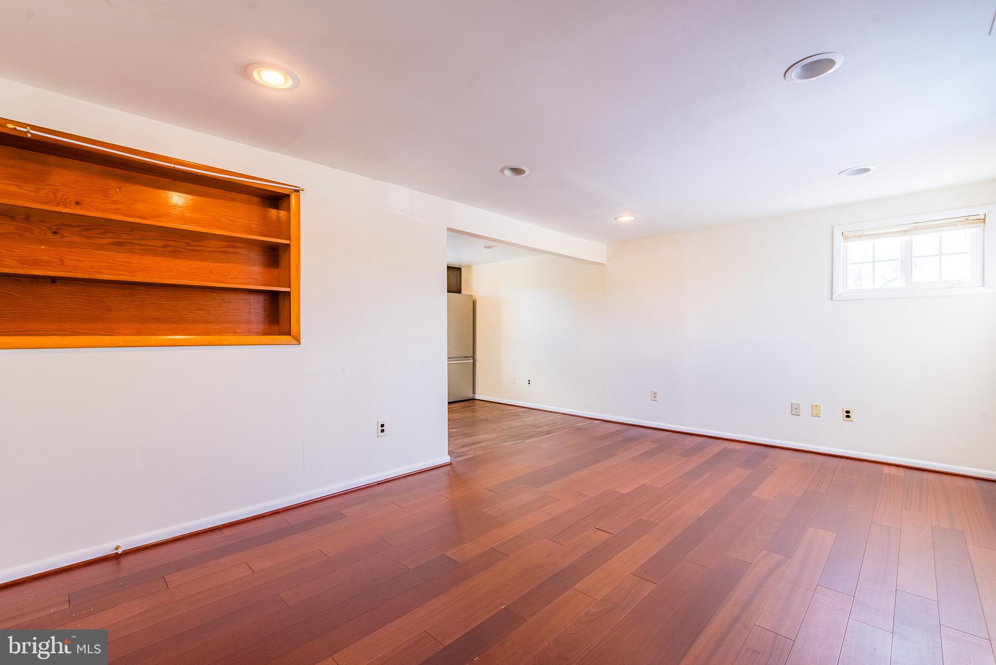 9711 Braddock Road Silver Spring, MD 20903 - Photo 29 of 49 Gallery Image 29