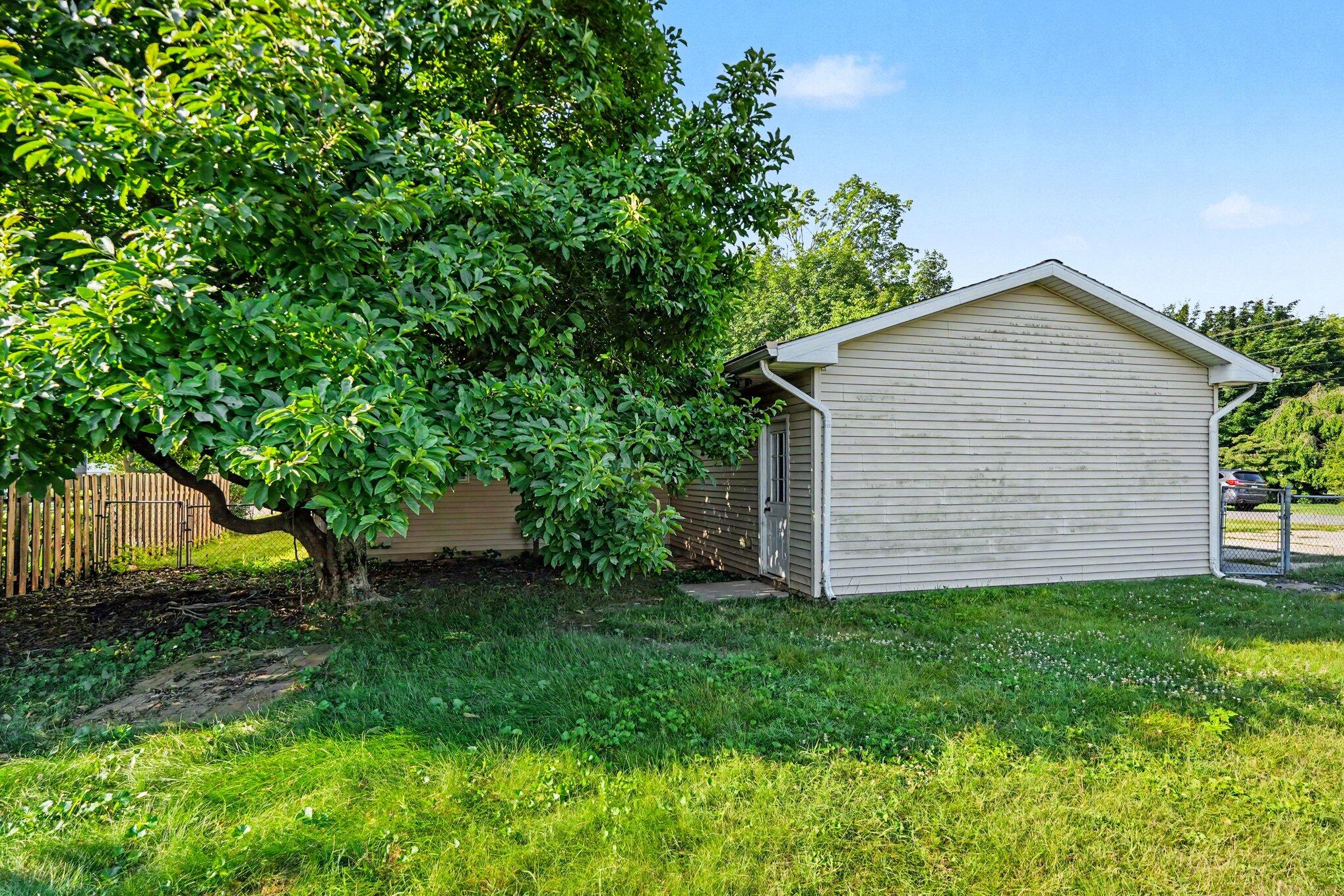 759 Sheridan Road St. Joseph, MI 49085 - Photo 24 of 26 024_file_7188