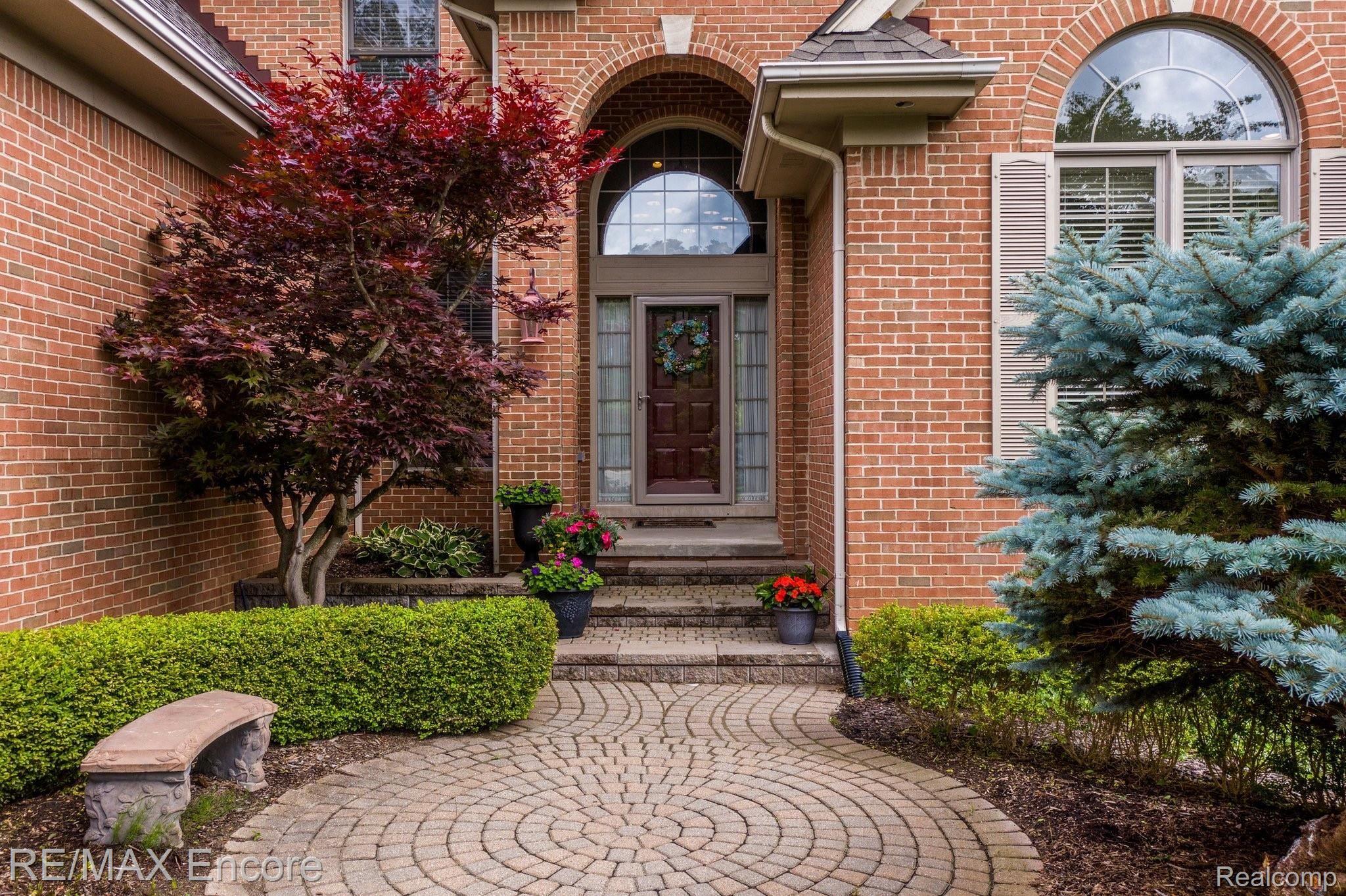 6819 Oakhurst Ridge Road Clarkston, MI 48348 - Photo 11 of 46 Welcoming Front Entrance