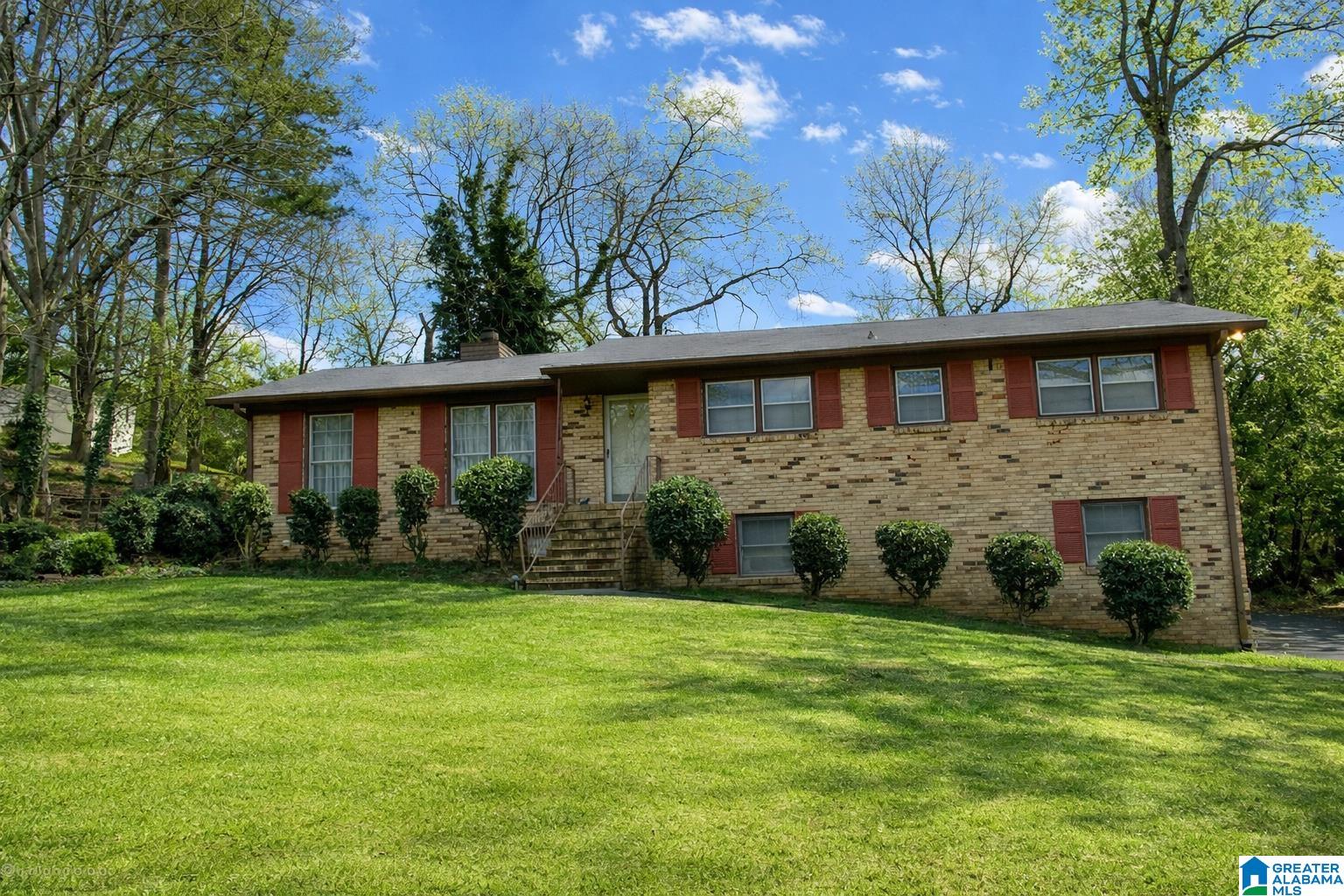 307 35th Avenue Northeast Birmingham, AL 35215 - Photo 1 of 1