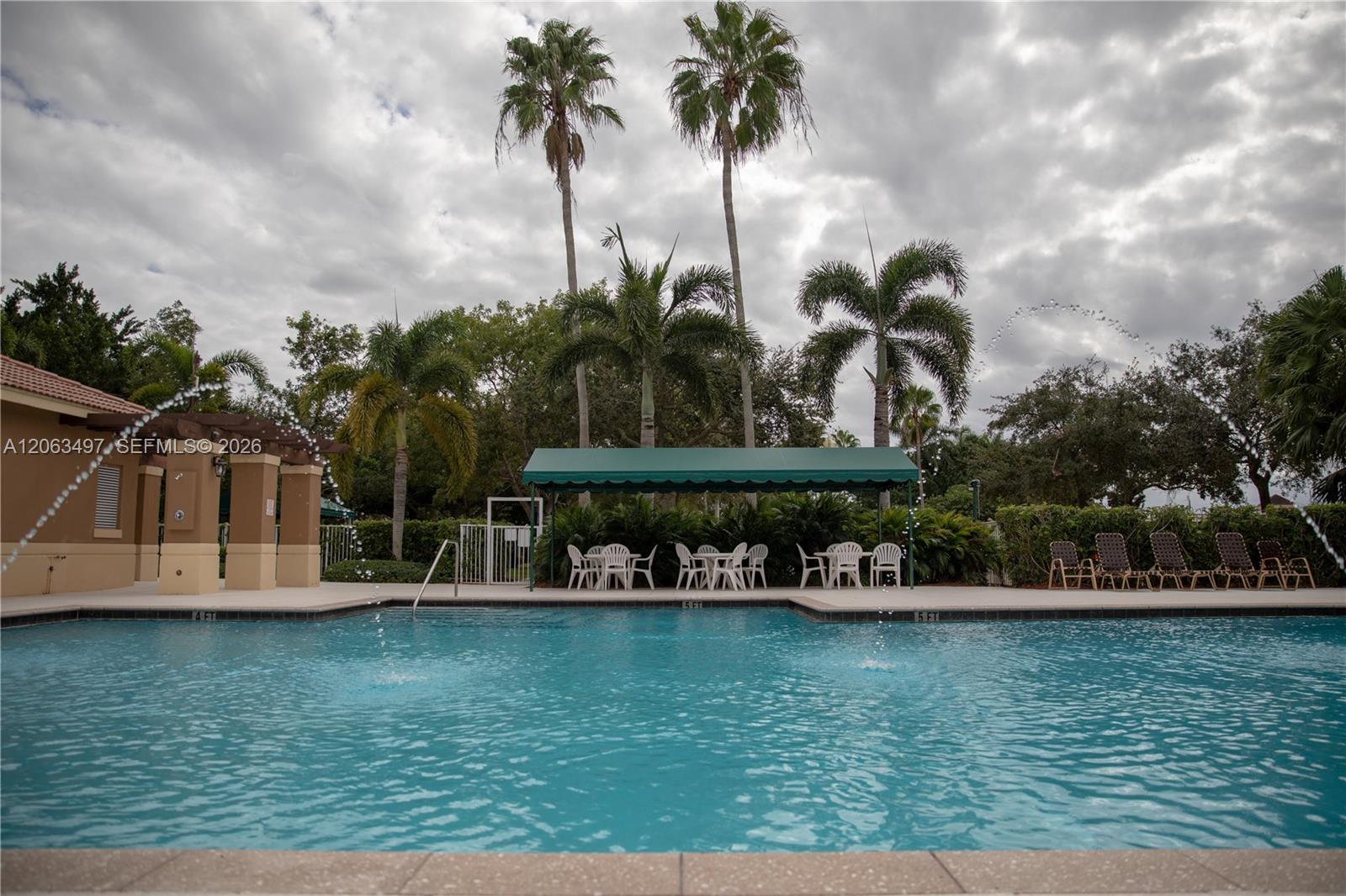 924 Falling Water Road, Unit 924 Weston, FL 33326 - Photo 18 of 20 Gallery Image 18