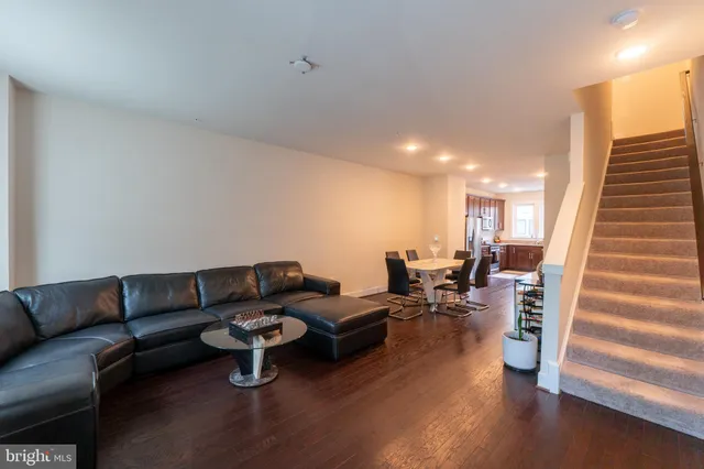 $3,750 | 515 Shorthorn Way, Rockville, MD 20850