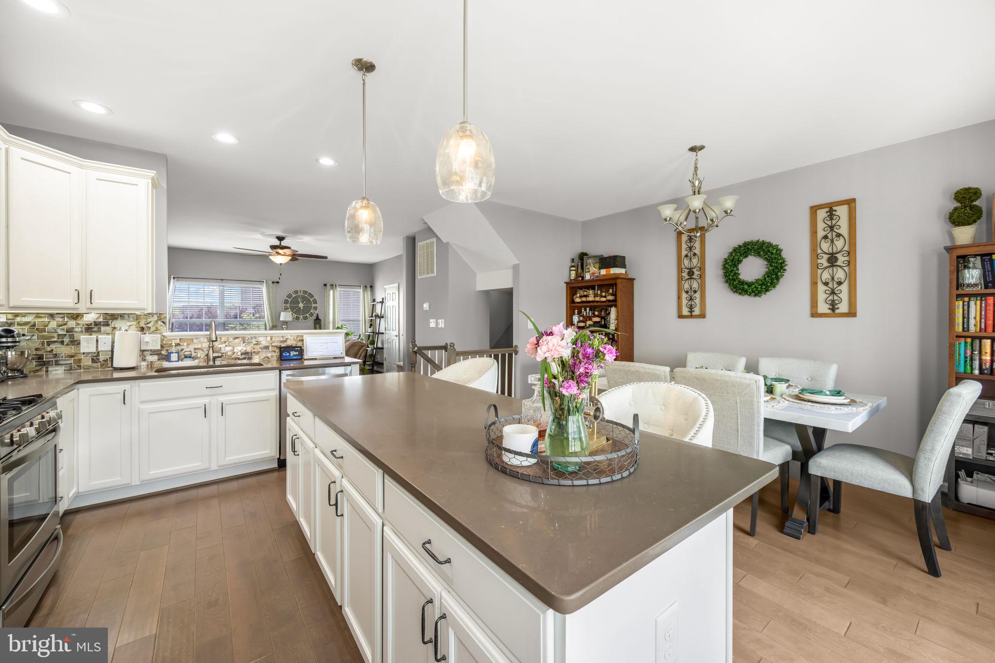 4719 Wensel Road Fredericksburg, VA 22408 - Photo 9 of 36 Modern kitchen with inviting charm.