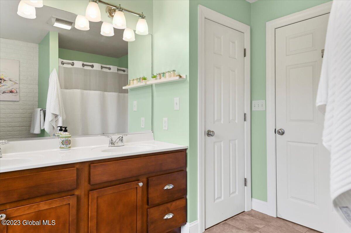 67 Lake Road Ballston, NY 12019 - Photo 21 of 41 28-FJD_2917