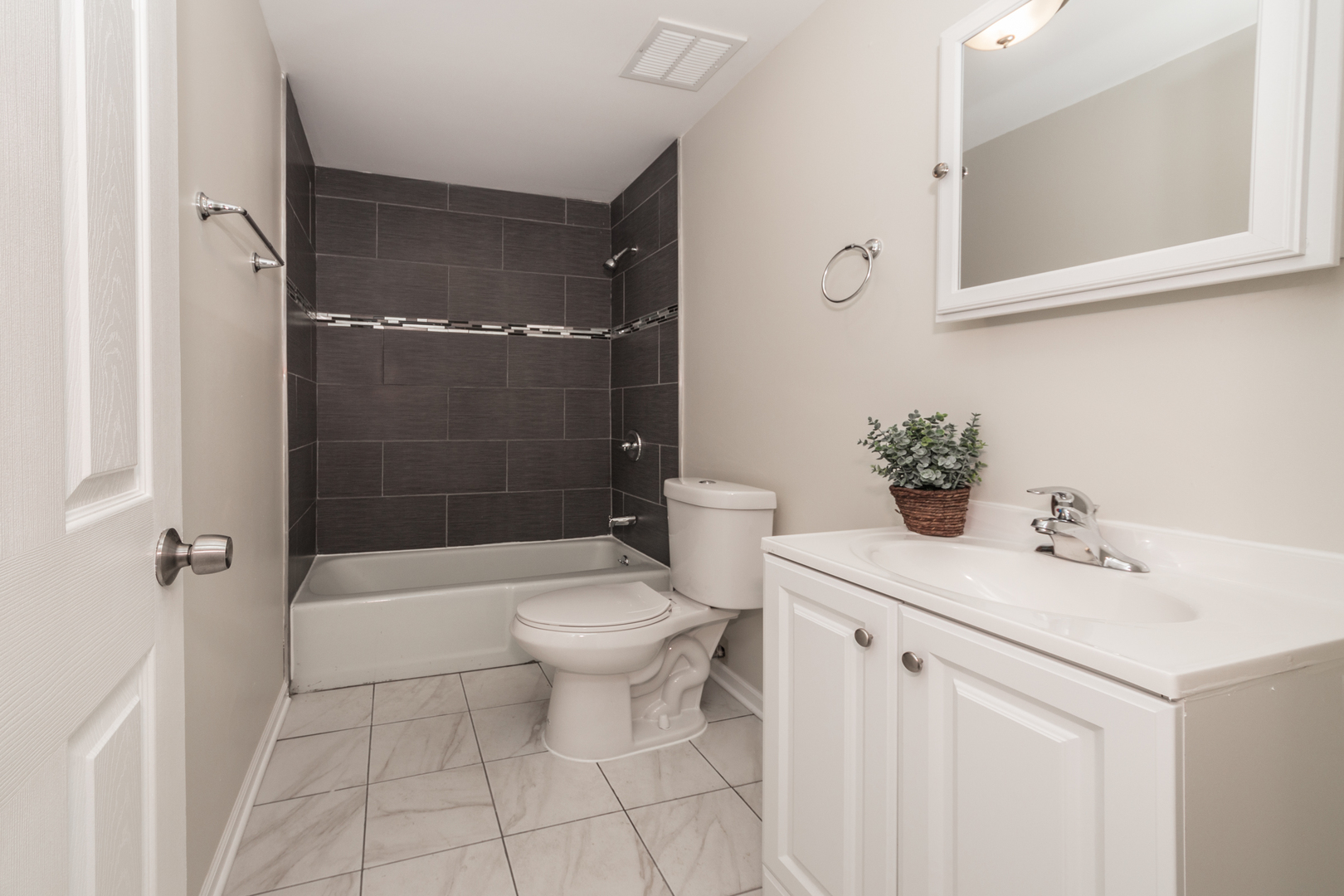 502 Allanson Road Mundelein, IL 60060 - Photo 13 of 18