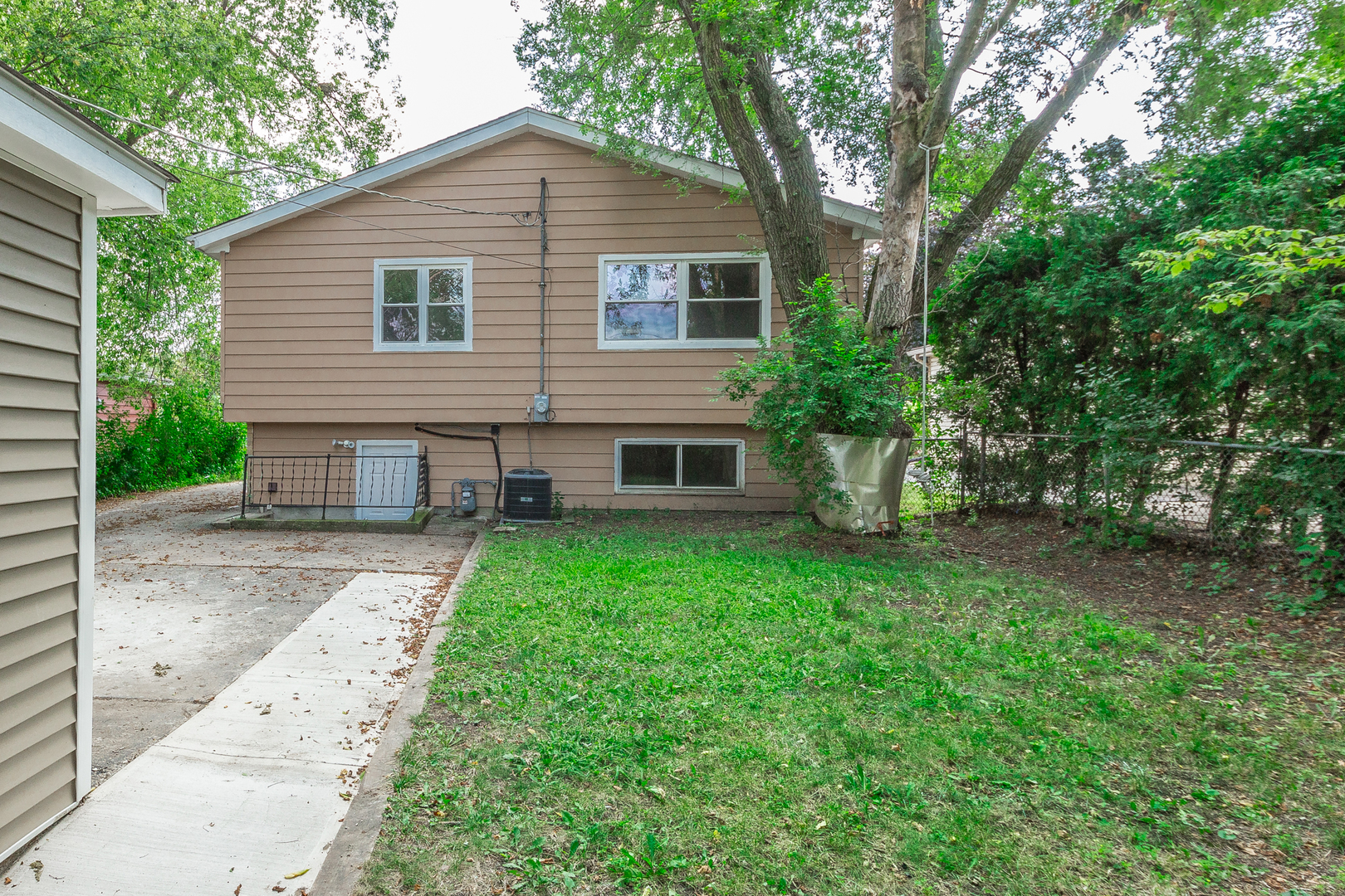 502 Allanson Road Mundelein, IL 60060 - Photo 18 of 18