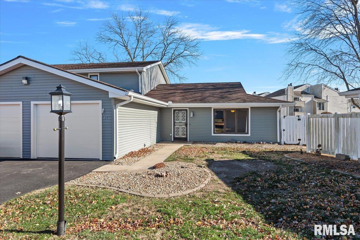 48 Brookside Place Springfield, IL 62704 - Photo 1 of 30 Gallery Image 1
