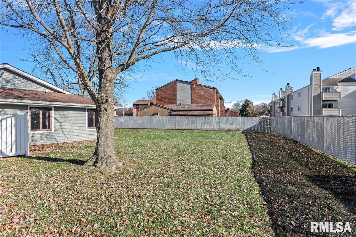 48 Brookside Place Springfield, IL 62704 - Photo 26 of 30 Gallery Image 26