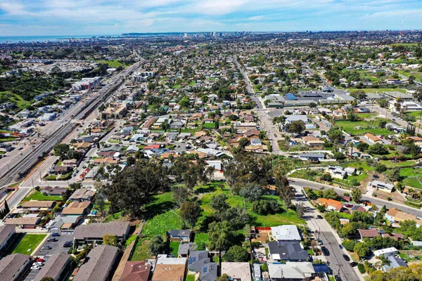 $2,030,000 | 701 66th Street, Unit 2 03 04 0, San Diego, CA 92114