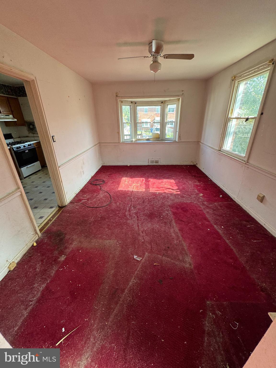 1932 Hillenwood Road Baltimore, MD 21239 - Photo 3 of 12 Gallery Image 3