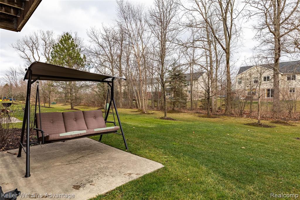 709 Cherry Orchard Road Canton, MI 48188 - Photo 3 of 16
