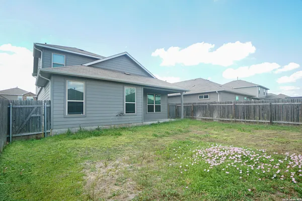 $1,950 | 2449 McCrae, New Braunfels, TX 78130