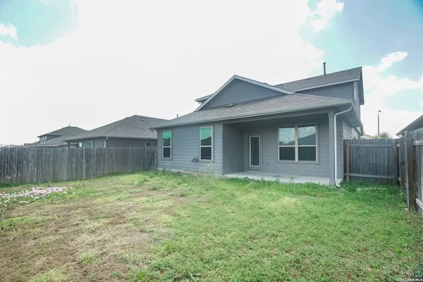$1,950 | 2449 McCrae, New Braunfels, TX 78130