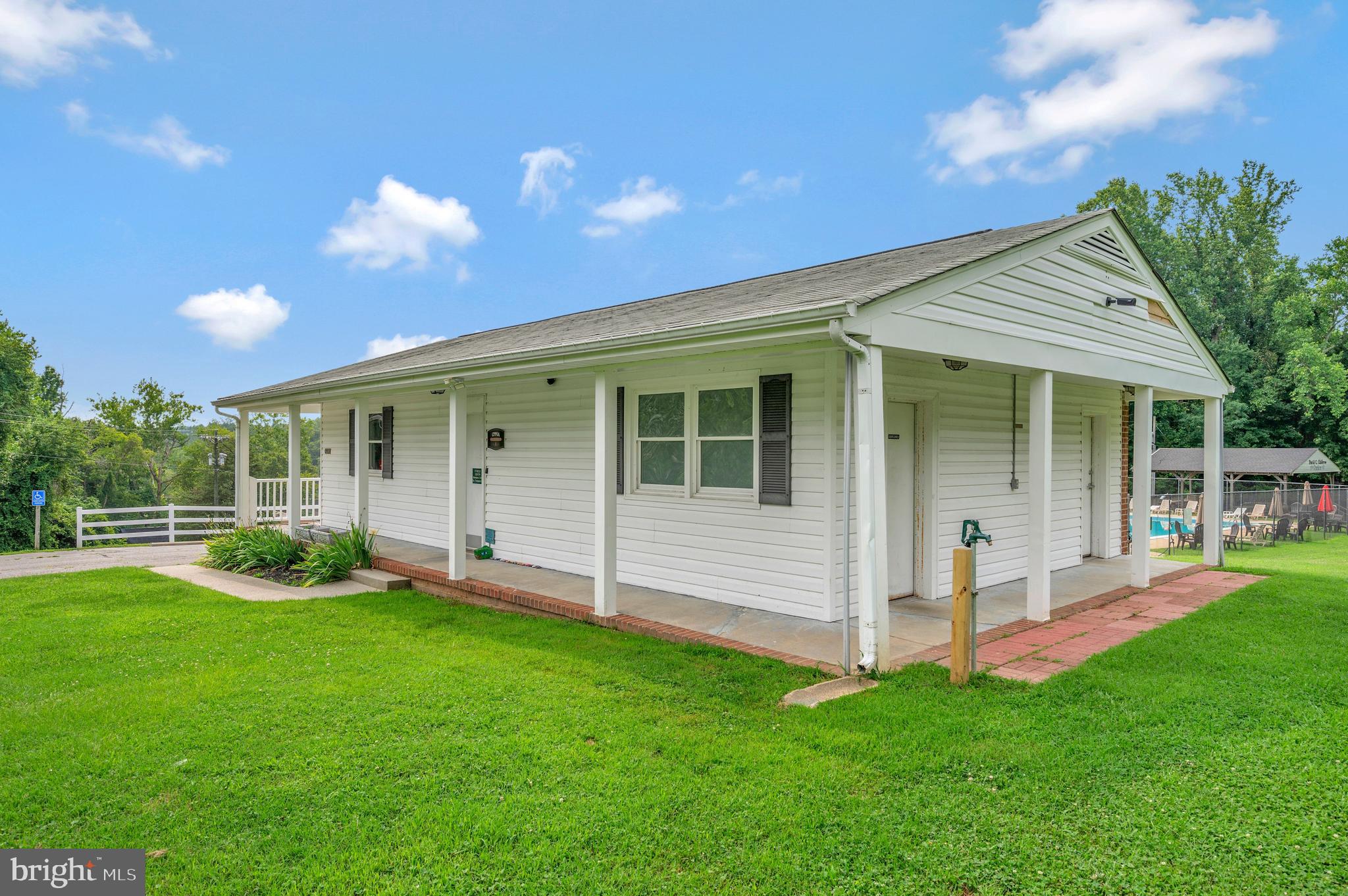 12100 Shortleaf Road Ruther Glen, VA 22546 - Photo 33 of 37 Gallery Image 33