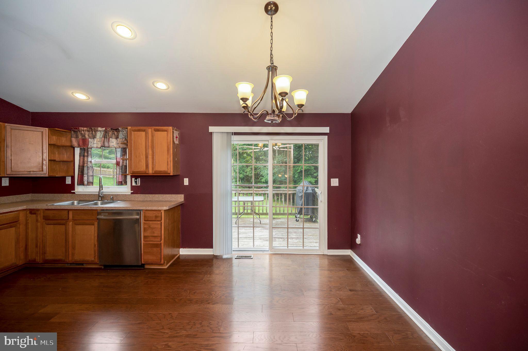 12100 Shortleaf Road Ruther Glen, VA 22546 - Photo 8 of 37 Gallery Image 8