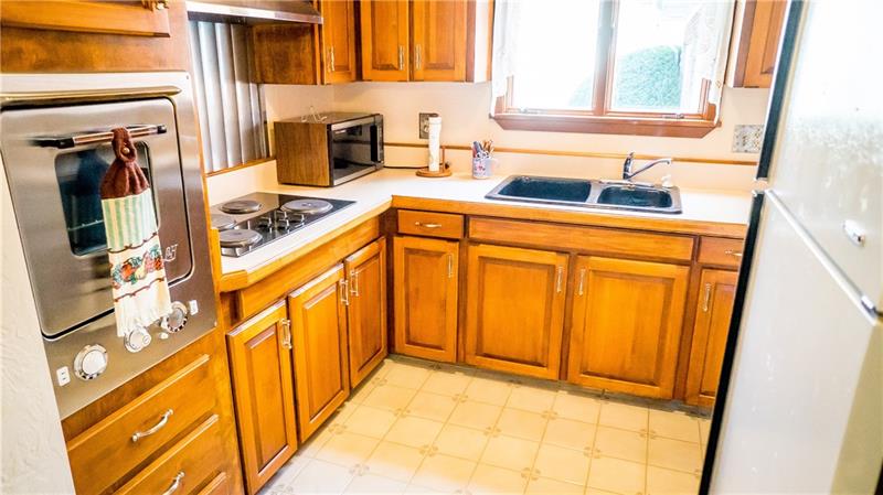 5125 McCandless Road Butler, PA 16001 - Photo 4 of 18