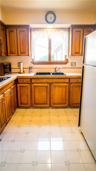 5125 McCandless Road Butler, PA 16001 - Photo 5 of 18