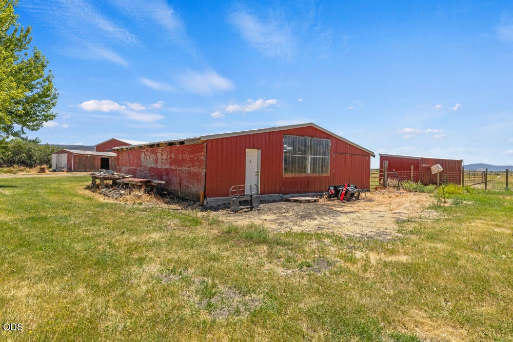 31150 Modoc Point Road Chiloquin, OR 97624 - Photo 41 of 85 Gallery Image 41