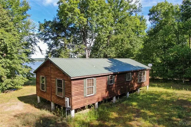 $285,000 | 44 Brown Road, Macomb, NY 13654