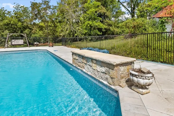 $385,000 | 201 Church Street, Prospect, TN 38477