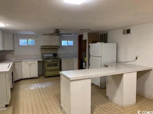 $1,900 | 48 Sandpiper Lane, Unit 48 SANDPIPER LANE, Georgetown, SC 29440