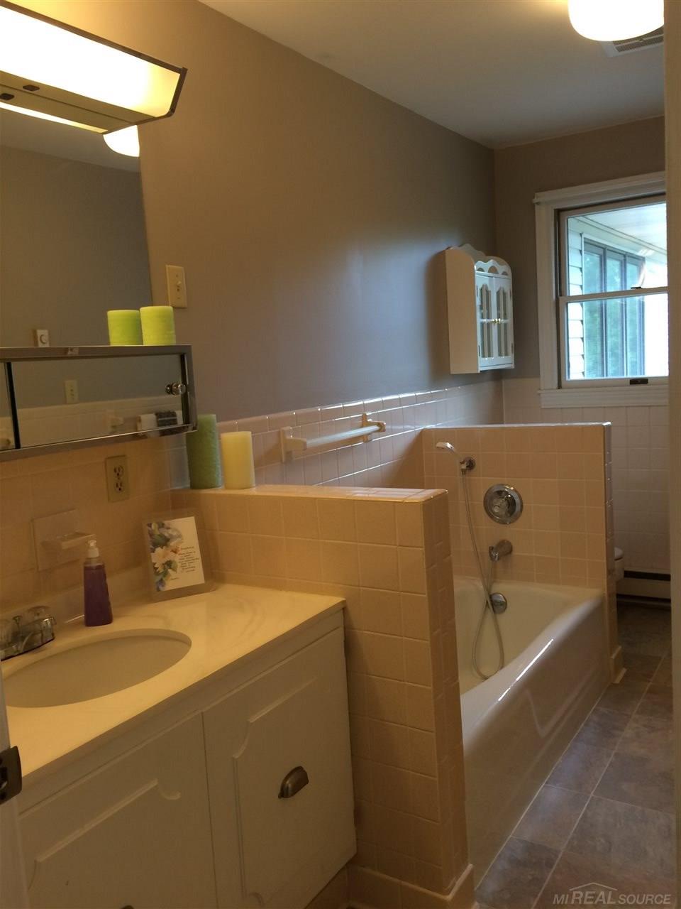 5931 Lippincott Road Lapeer, MI 48446 - Photo 12 of 46 Gallery Image 12
